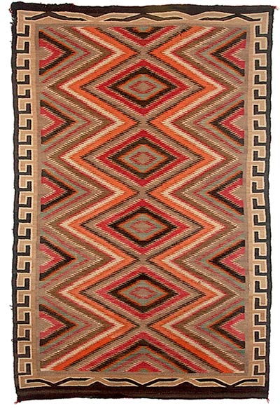 Floor Rug with Vertically Connected Diamonds